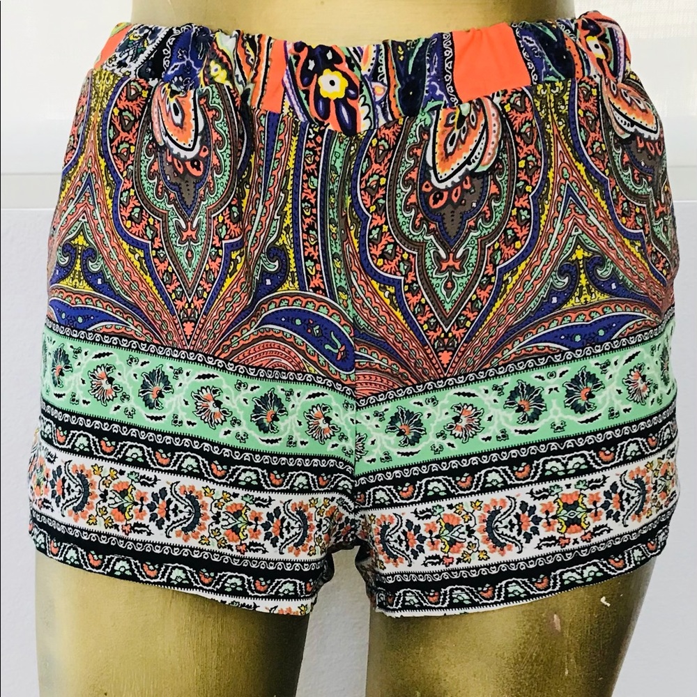 OVI Bohemian Print SHORTS Small